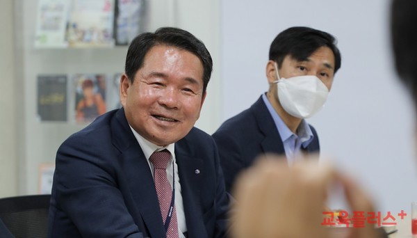 신경호 강원도교육감.(사진=강원도교육청)